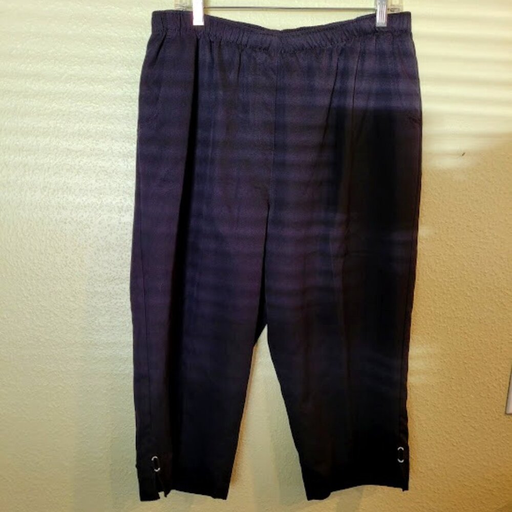 Capri pants